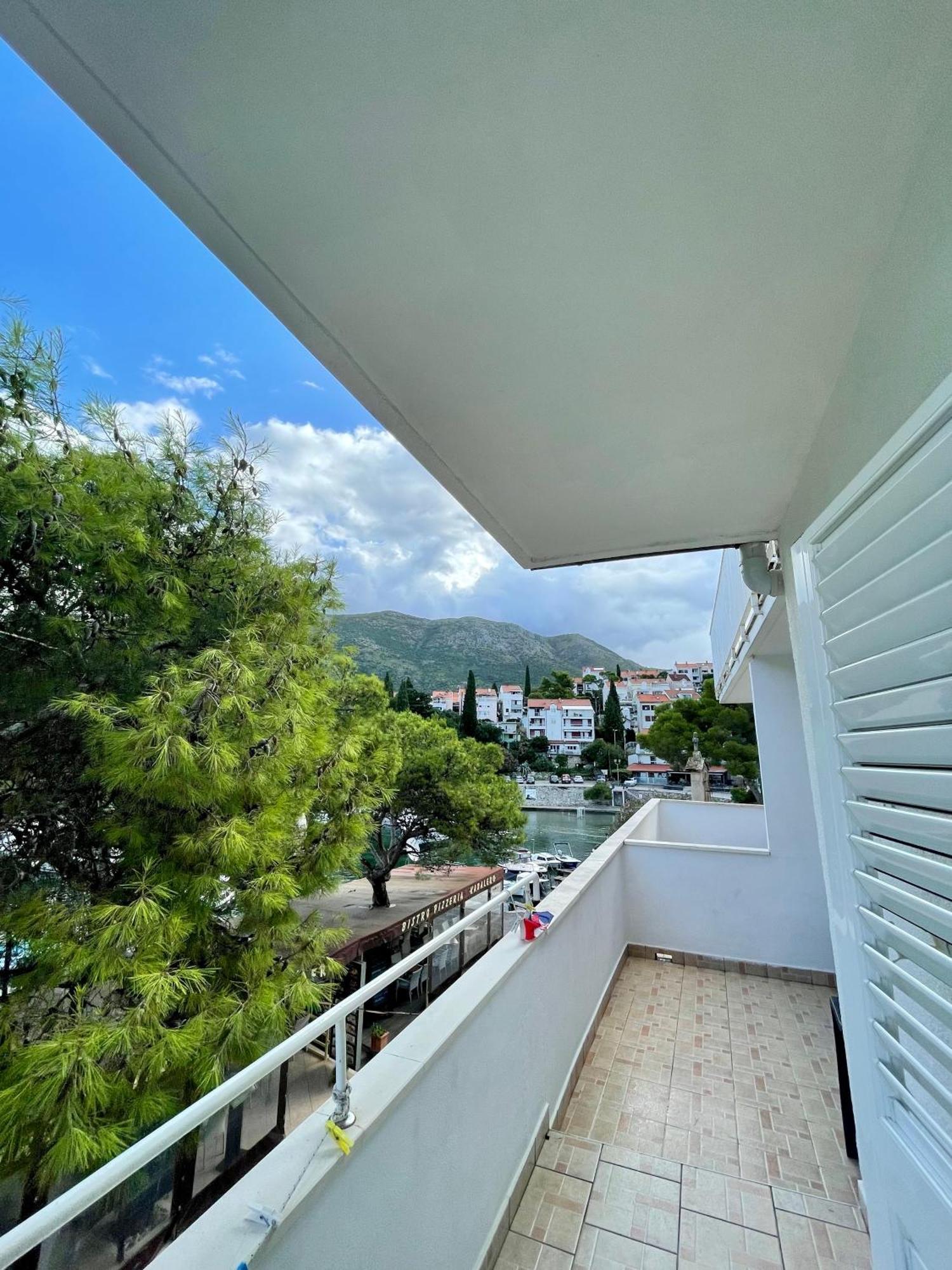 Apartments Boras Cavtat Esterno foto